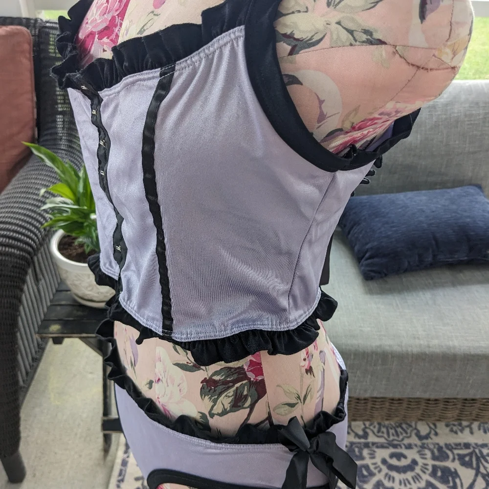 Pinup Lingerie Set - Picture 6 of 12